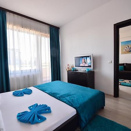 Apartment Summerland Mamaia Εξωτερικό φωτογραφία