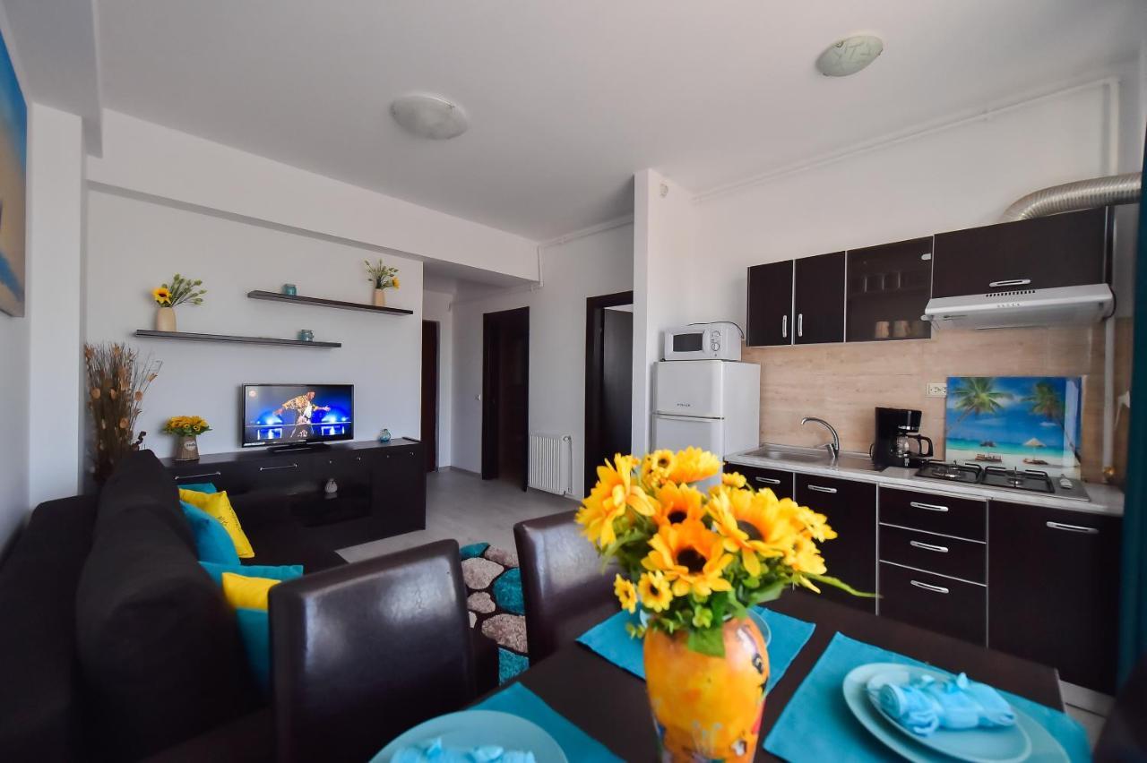 Apartment Summerland Mamaia Εξωτερικό φωτογραφία