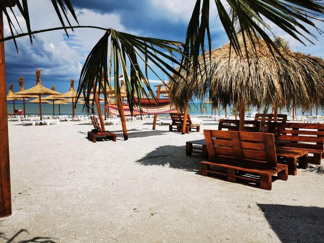 Apartment Summerland Mamaia Εξωτερικό φωτογραφία